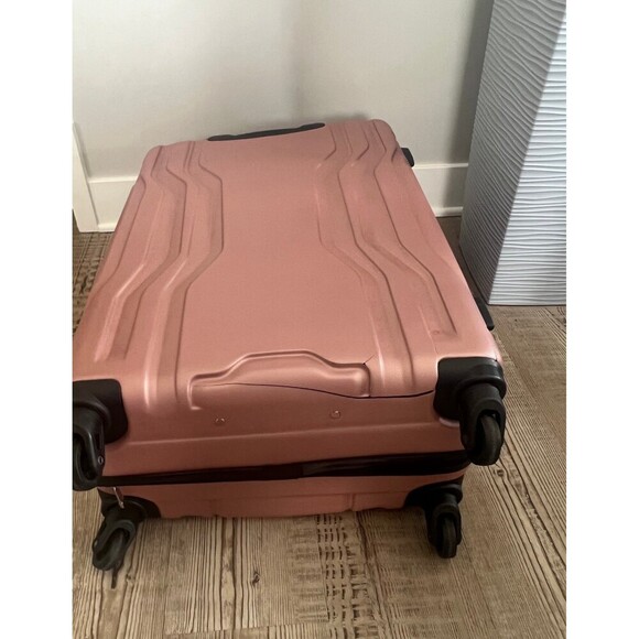 TAG Legacy Luggage, travel bag suitcase 26”  pink - Picture 3 of 12